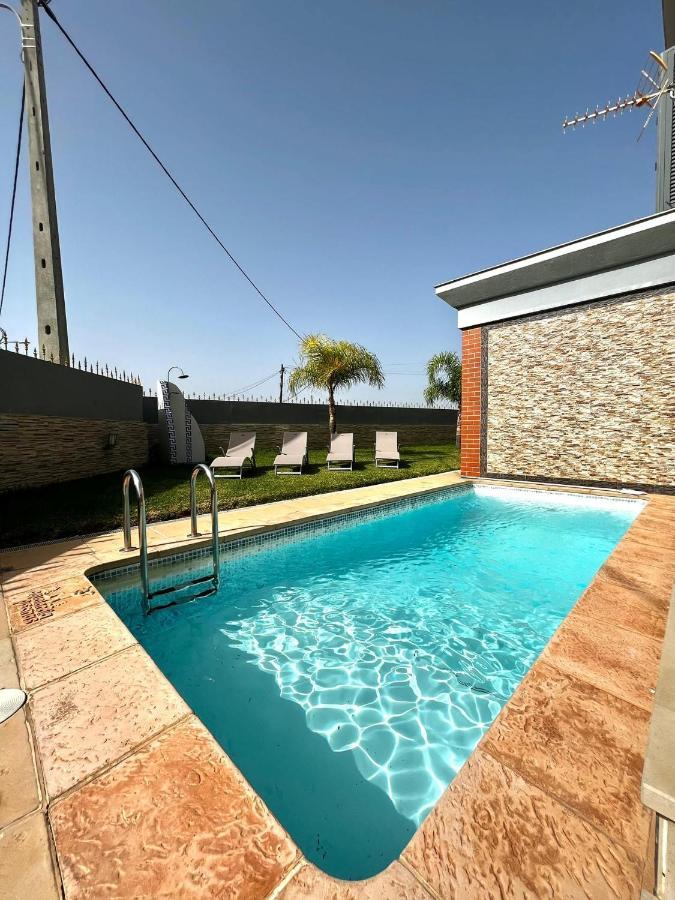 Funtastic Villa With Pool Албуфейра Экстерьер фото